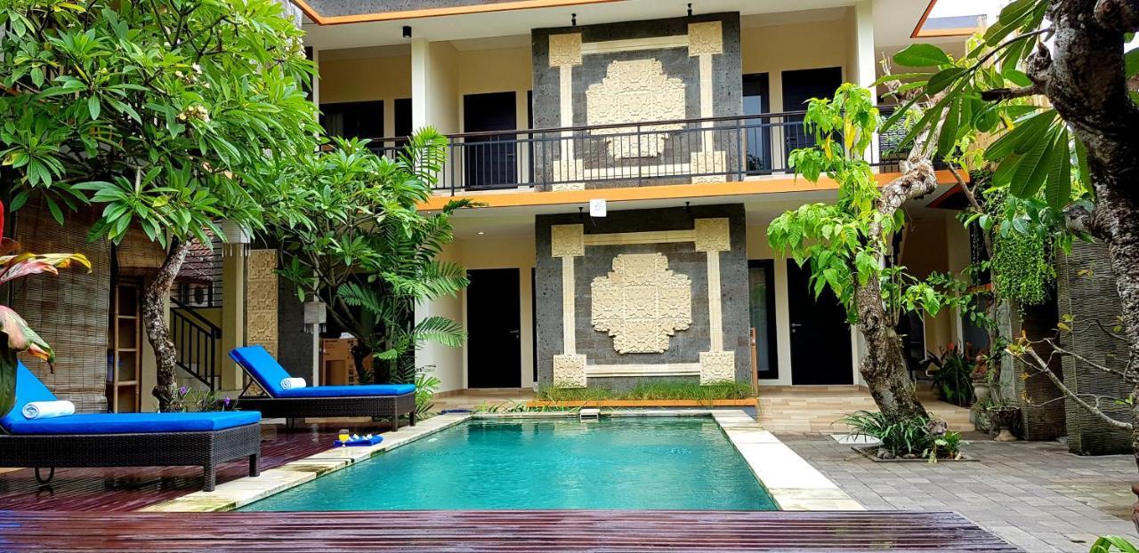 Eddys Cottages & Villa Легиан Экстерьер фото